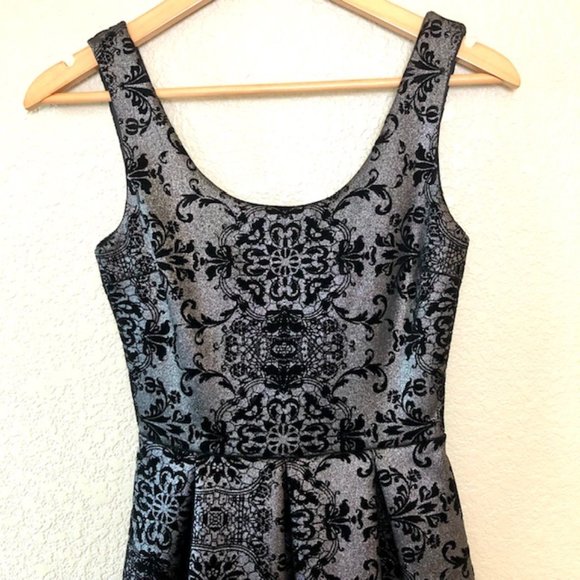 AQUA Sleeveless Dress Blk/Silver Sz S - Picture 2 of 8